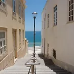 Апартаменты Homes Ocean View With Panoramic Terrace, 2 Swimming Pools & Tennis Court Албуфейра